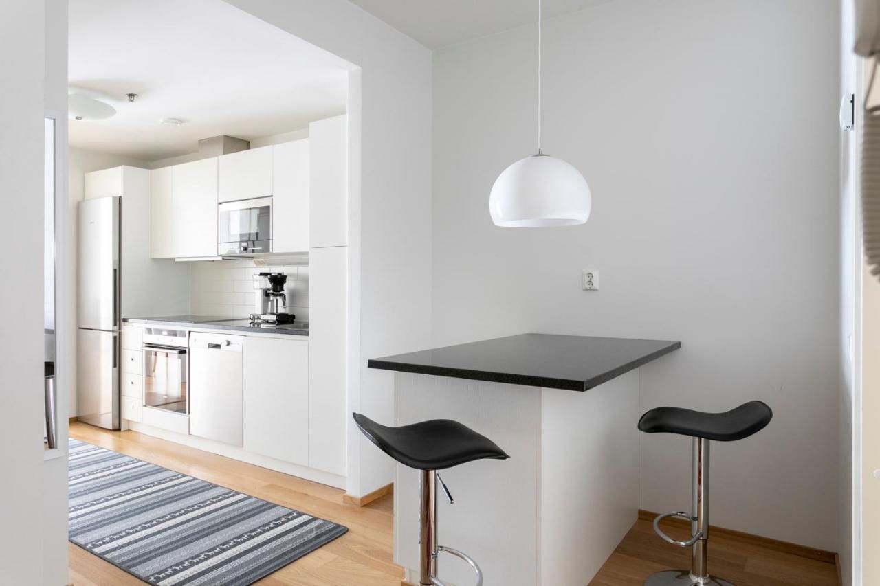 2Ndhomes Cozy 1Br Apartment With Balcony By The Central Station Helsinki Buitenkant foto