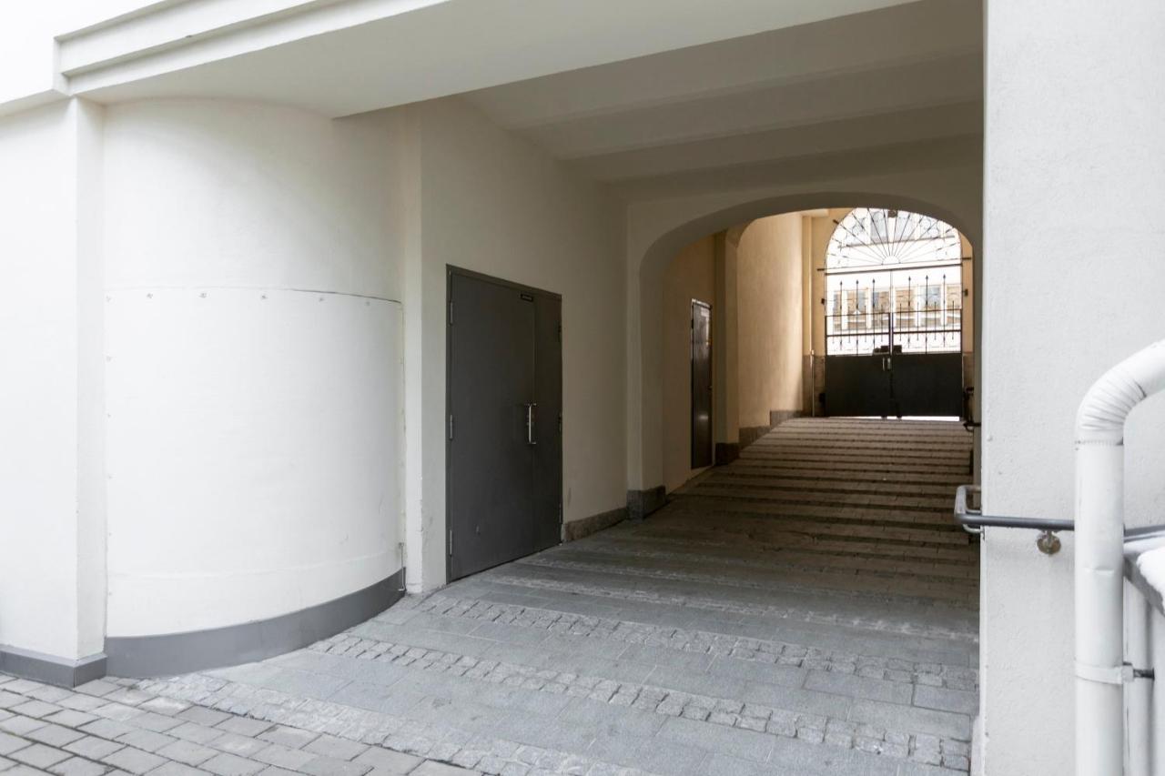 2Ndhomes Cozy 1Br Apartment With Balcony By The Central Station Helsinki Buitenkant foto