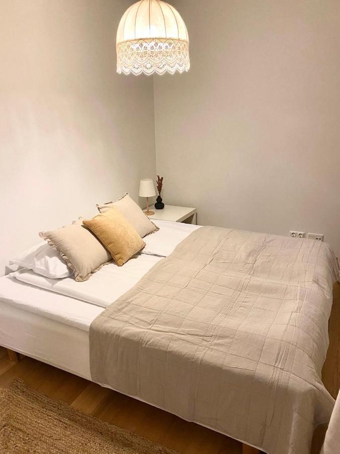 2Ndhomes Cozy 1Br Apartment With Balcony By The Central Station Helsinki Buitenkant foto