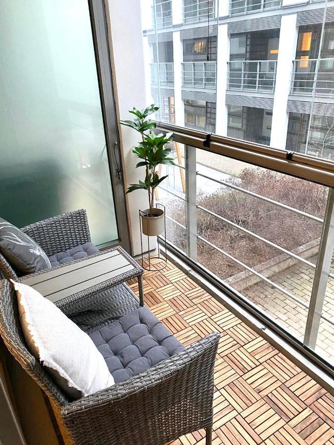 2Ndhomes Cozy 1Br Apartment With Balcony By The Central Station Helsinki Buitenkant foto